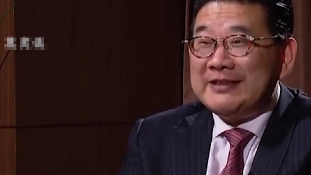 张译|一次曹可凡对张译说，真人秀很赚钱的，都可以上千万，张译回答，对啊，我推过好几个